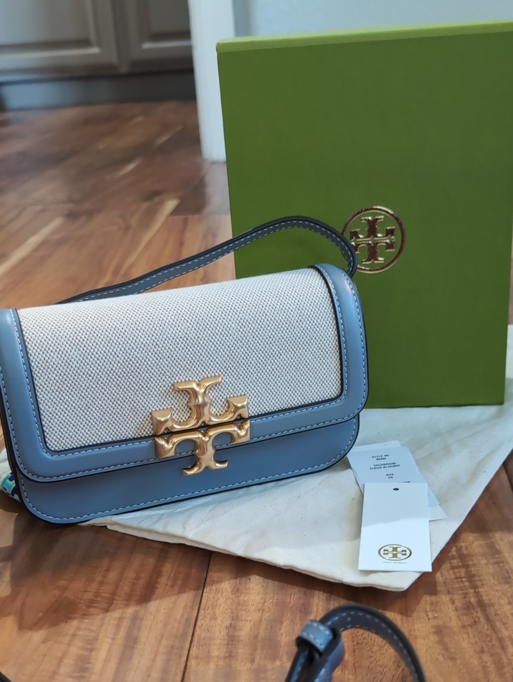 Tory Burch Cloud Blue Eleanor Crossbody + Dust Bag + Gift Box ❤️ - Picture 3 of 14